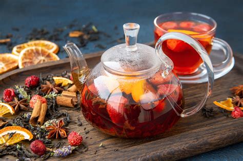 Ingrediencie na pečený šípkový čaj