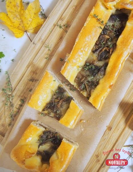 Koláč so špargľou a hubami