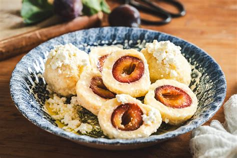 Hotové slivkové gule