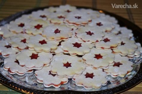 Rôzne tvary lineckých koláčikov