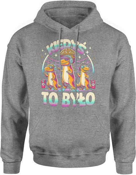 Ilustrácia rôznych dizajnov hrnčekov s motívmi zvierat, vtipnými nápismi a tematickými obrázkami.