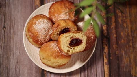 Fotografia koblih pripravených v muffinovej forme