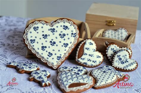 Rôzne tvary a motívy zdobených medovníkov