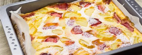 Bublanina s rôznymi druhmi ovocia