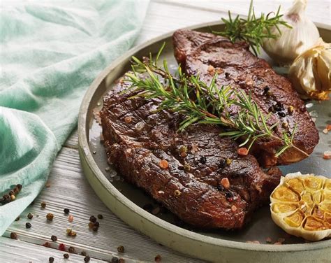 Obrázok šťavnatého grilovaného steaku