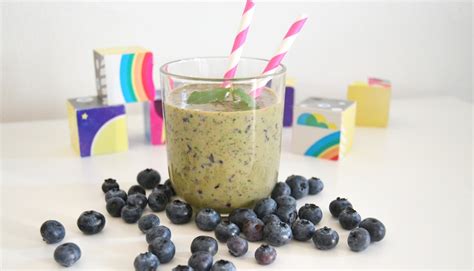 farebné smoothie pre deti