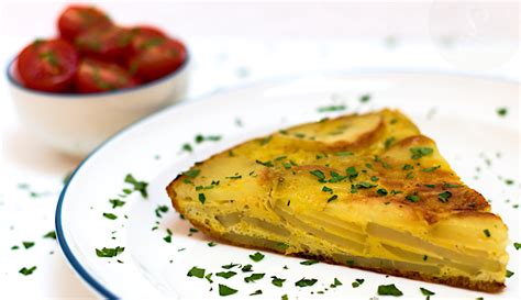 Kúsok španielskej zemiakovej tortilly