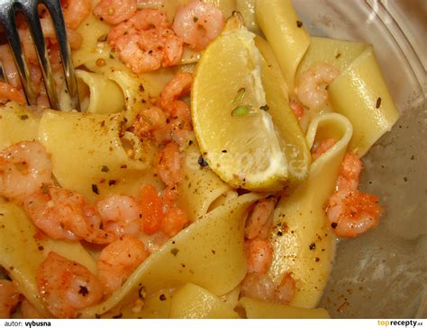 Misku s horúcimi cesnakovými krevetami