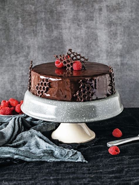 Zrkadlová torta s lesklou polevou