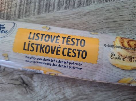 Zlatisté lístkové cesto bravčového Wellingtonu