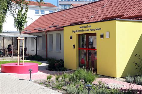 História Spojenej školy sv. Františka Assiského v Malackách