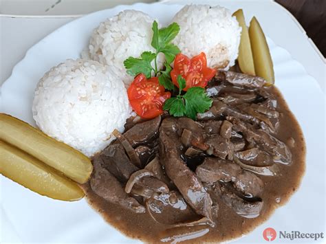 Jelenia pečeň s cibuľkou