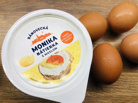 Ingrediencie na kyslú smotanovú nátierku
