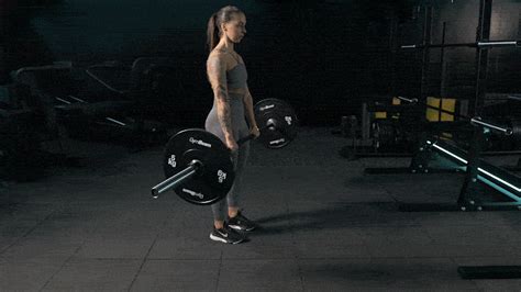 Ilustrácia komplexných cvikov ako drepy a mŕtvy ťah