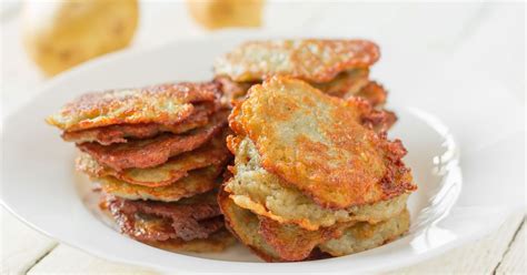 Ilustrácia kuracích placiek s lečom