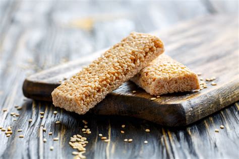 Sezamové tyčinky s medom pripravené