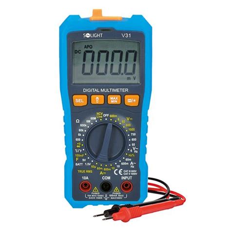 Multimeter ukazujúci odpor vykurovacieho telesa