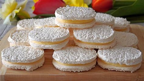 hotové kokosové laskonky