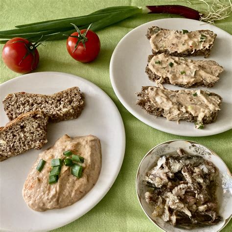 Ilustračná fotografia bryndzovej nátierky s pečivom