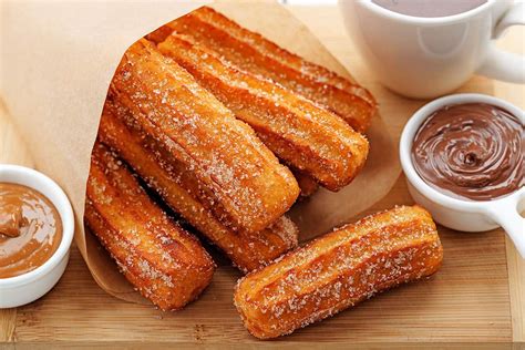Obrázok znázorňujúci rôzne alternatívne verzie churros.
