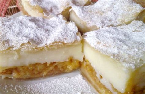 Ilustračné foto prípravy cesta na jablkovo-pudingové rezy