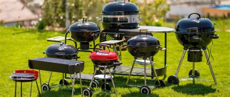 Rôzne druhy grilov na drevené uhlie
