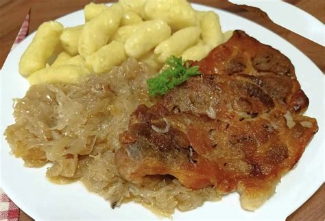 Suroviny na prípravu kyslej kapusty