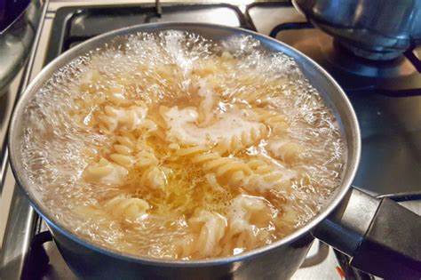 Rozvarené cestoviny