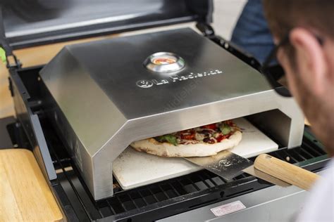 betónová základná doska pre pec na pizzu