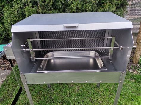 Nerezový gril na mieru