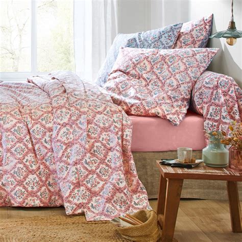 Vzorovaná posteľná bielizeň