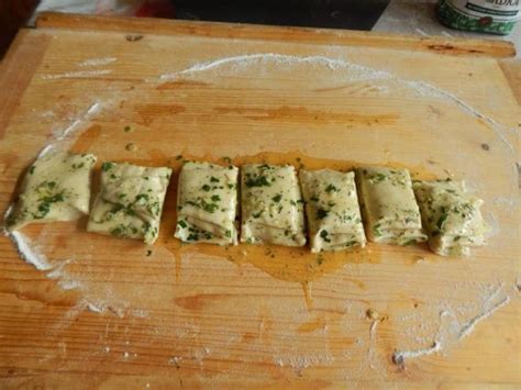 Trhací cesnakový chlebík