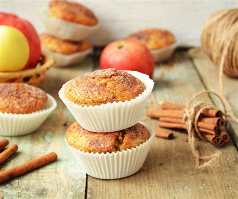 Muffiny s jablkami a škoricou