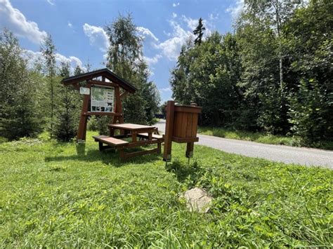 Turistický chodník vedúci Zádielskou dolinou
