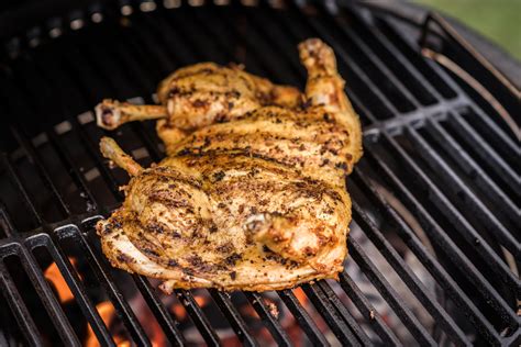 Grilovanie kuracích krídel v Big Green Egg