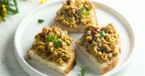 Servírovaná olivová nátierka