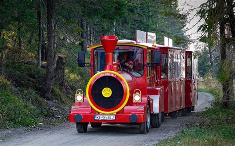 Mapa turistických trás vedúcich k Chate Erika