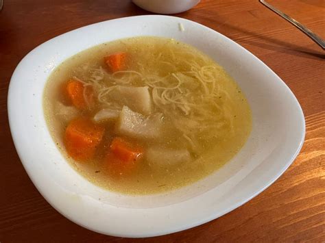 Ilustrácia skladovania lístkového cesta v chladničke a mrazničke