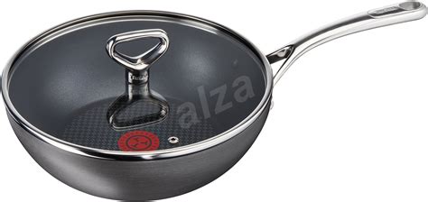 panvica wok s jedlom