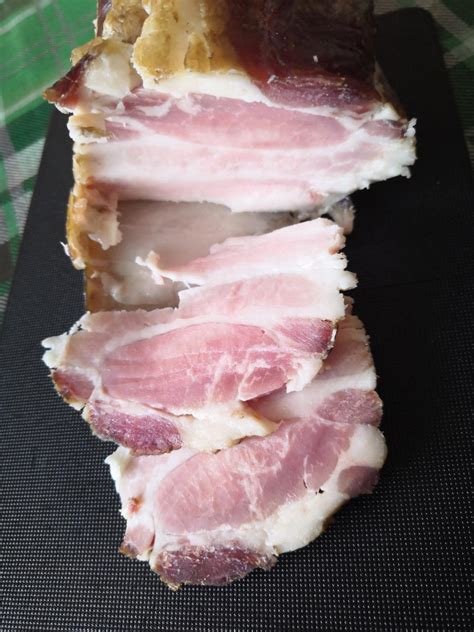 Hotová domáca sušená slanina