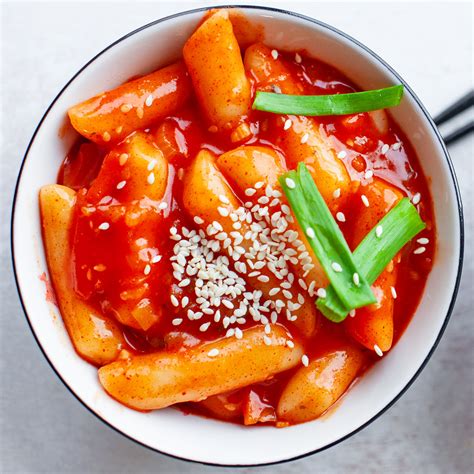 Tteokbokki v miske