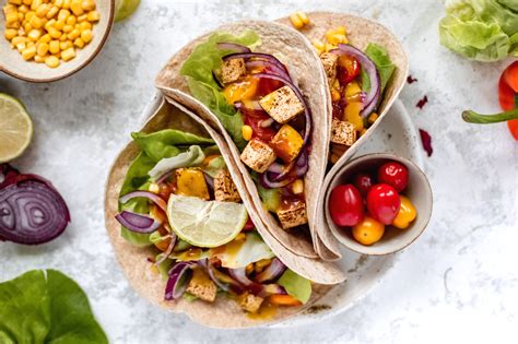 Tacos s tofu a mexickou zeleninou