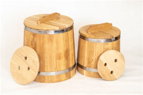 Ilustračná fotografia sudov na kapustu