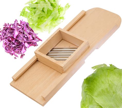 Staré drevené strúhadlo na kapustu