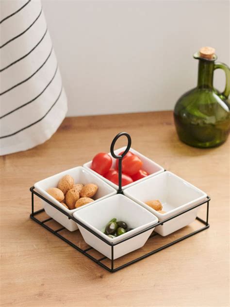 Servírovanie jedla na výletnej lodi