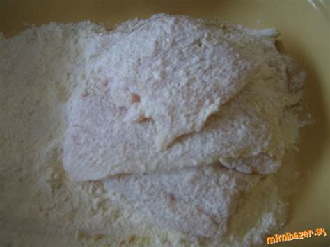 Pangasius filé obalené v paprikovej múke