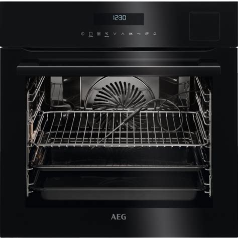 infografika multifunkčnej parnej rúry