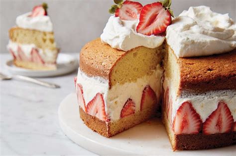Ozdobená torta s krémom z mascarpone