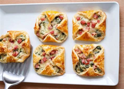 Lístkové cesto s náplňou pred pečením