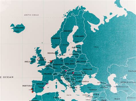 Mapa s vyznačeným Stredom Európy pri Kremnických Baniach